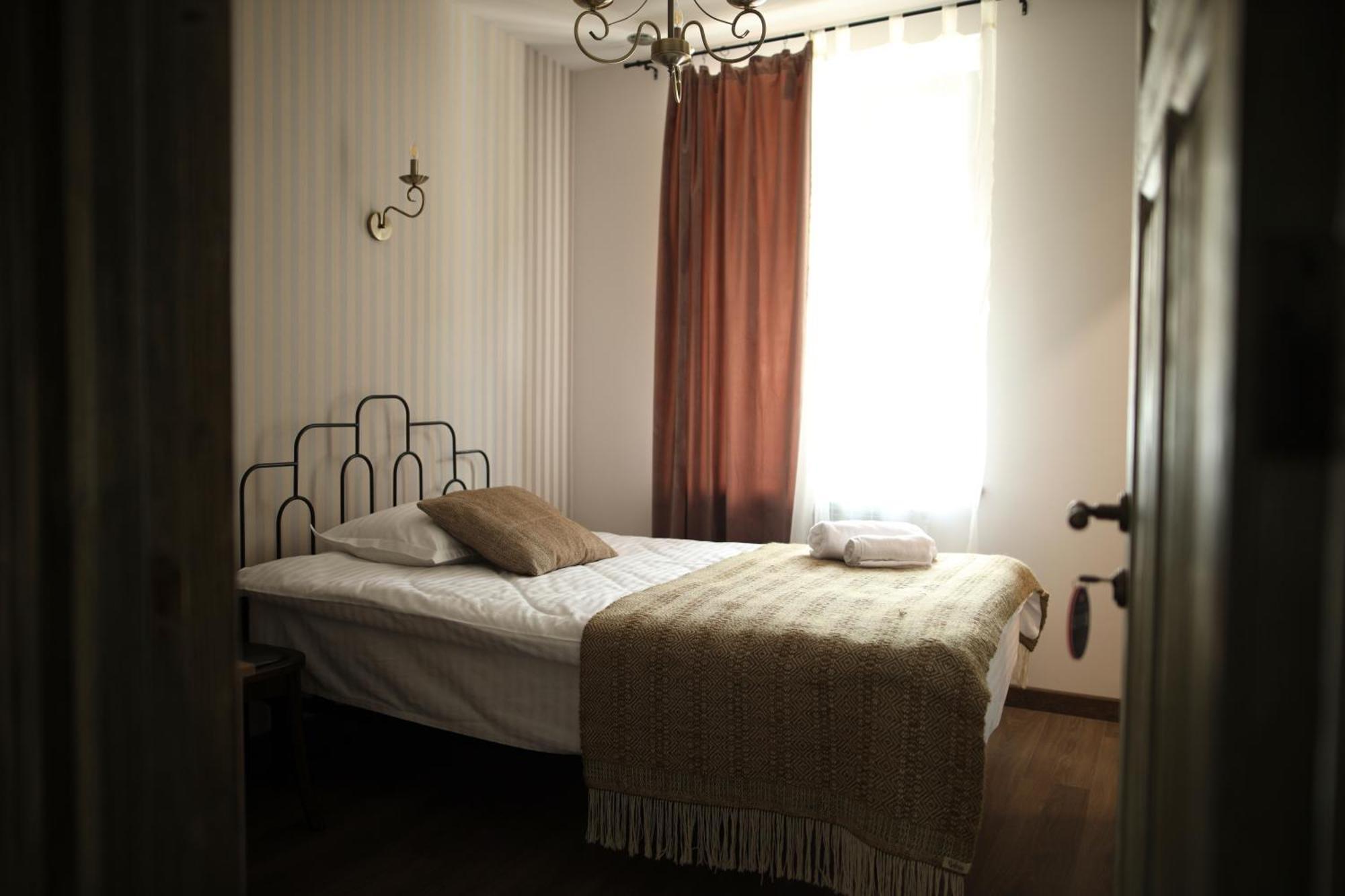 Redroof Country House Hotel Goris Eksteriør bilde
